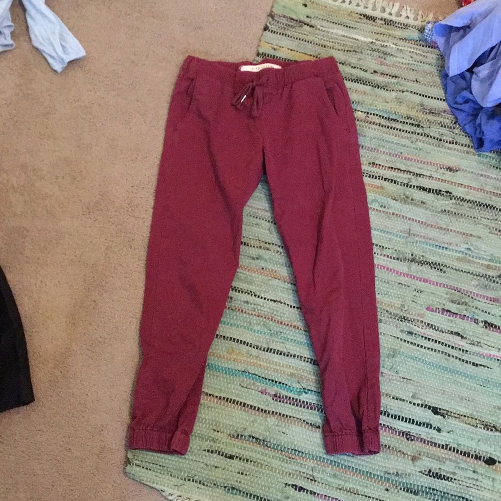 Maroon joggers from cotton on